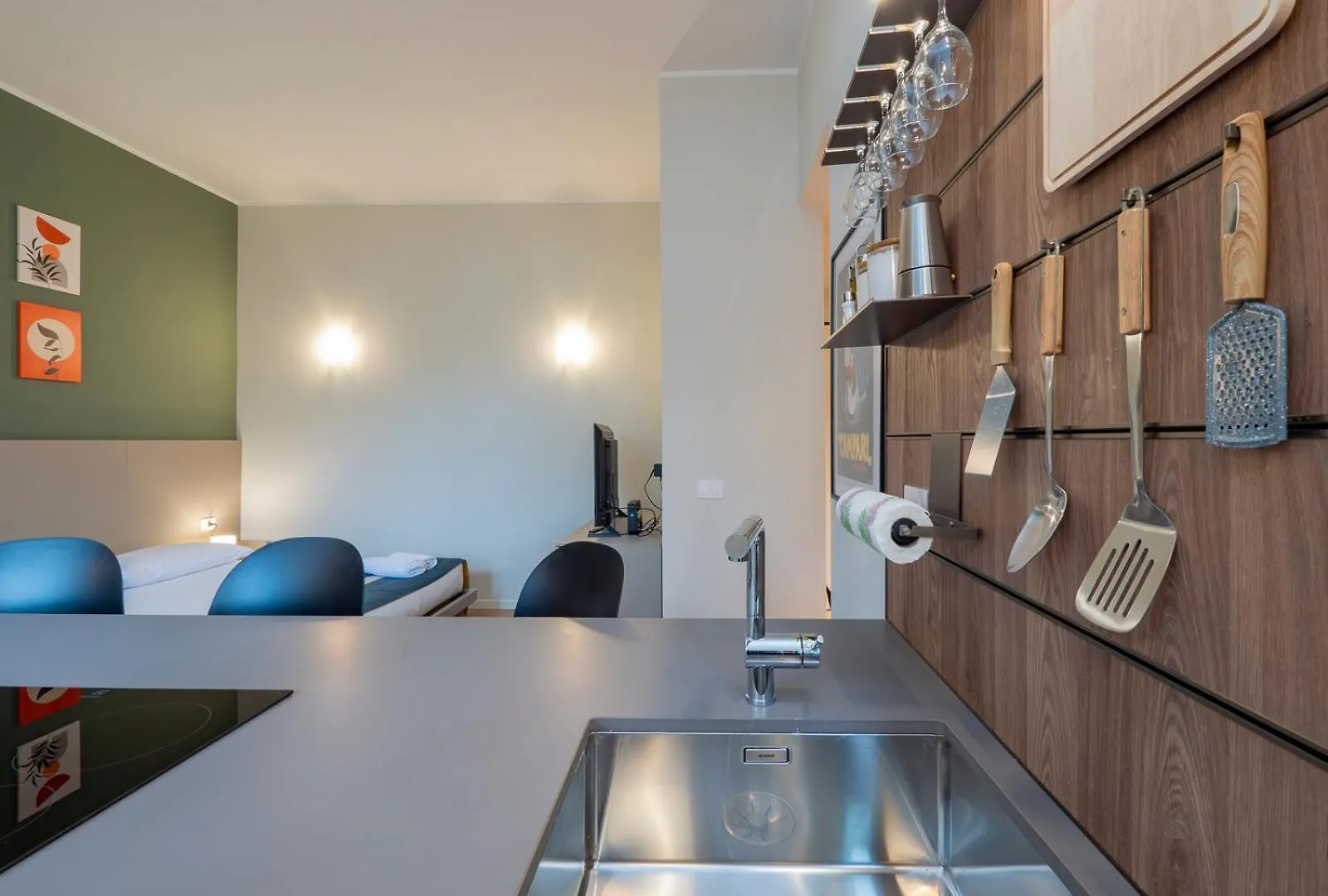 Xenia Apartments - Elegant Studio In San Siro Area Milan Italy